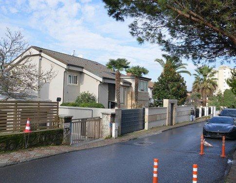 Cem Yılmaz yeni aşkı Ayşe Hatun Önal ile görüntülendi