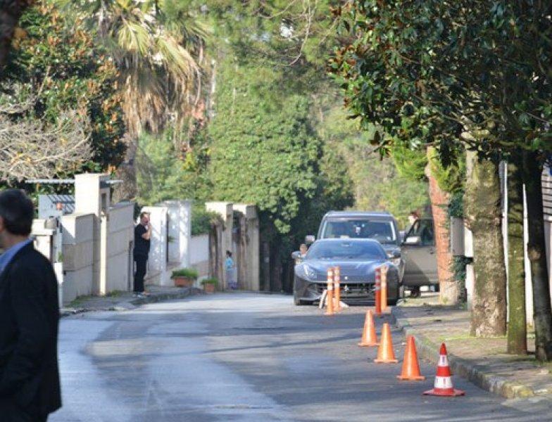 Cem Yılmaz yeni aşkı Ayşe Hatun Önal ile görüntülendi