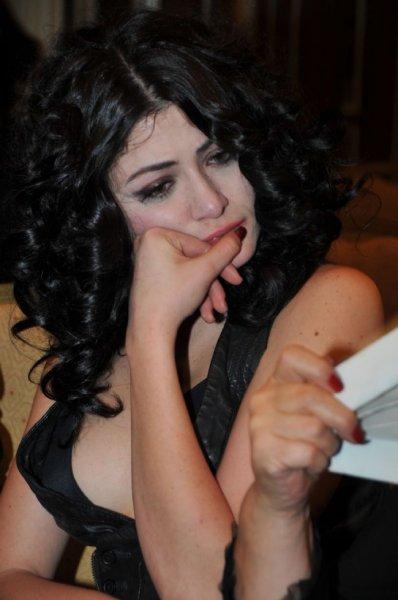 Deniz Çakır'ın yeni dizisinin çekimleri durduruldu