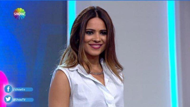 Gizem Güler güzelliği ile dikkat çekiyor 