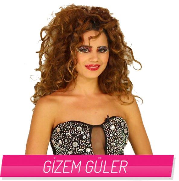 Gizem Güler güzelliği ile dikkat çekiyor 