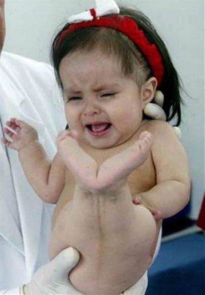 Küçük Denizkızı Milagros Cerron 10 yaşında 