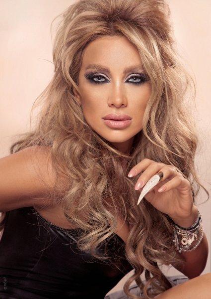 Maya Diab Arap dünyası karıştırdı 