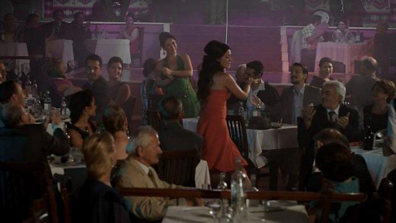 Belçim Bilgin'den cesur sahne