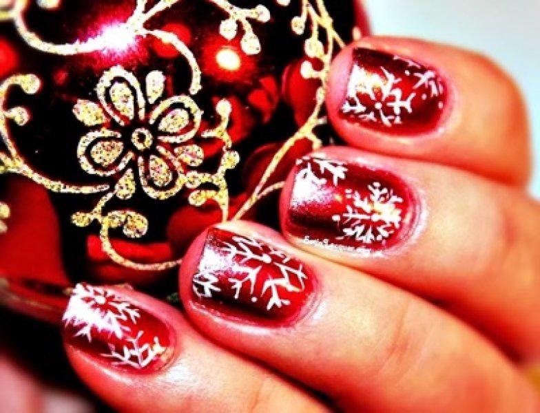 Yılbaşı için en çılgın oje modelleri