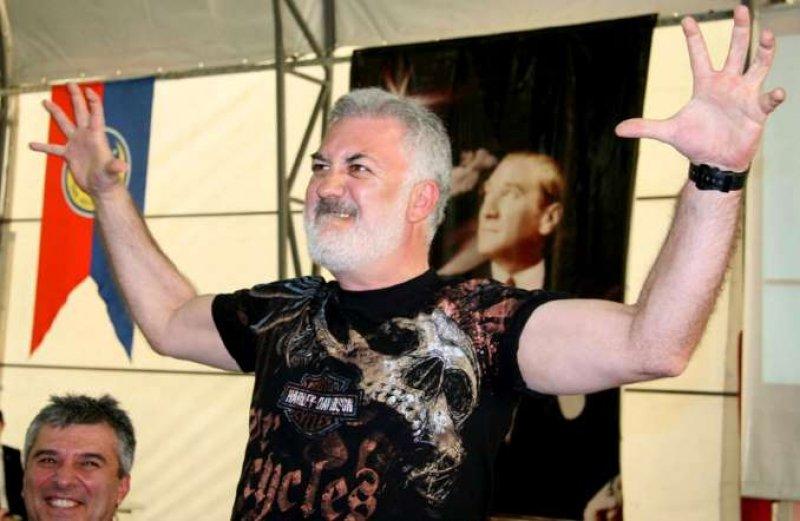 Bakın ünlüler hangi  takımı tutuyor 