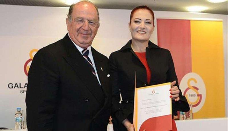 Bakın ünlüler hangi  takımı tutuyor 