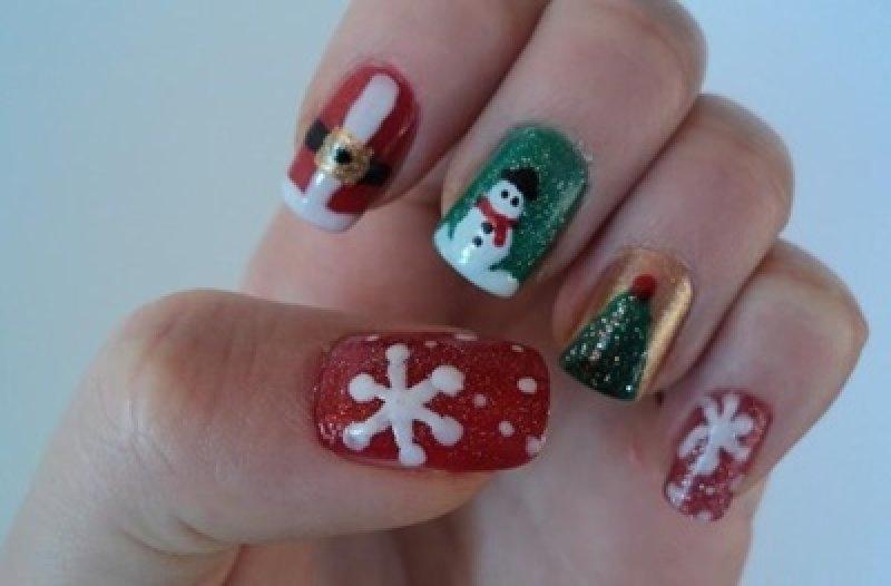 Yılbaşı için en çılgın oje modelleri