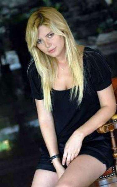 Bakın ünlüler hangi  takımı tutuyor 