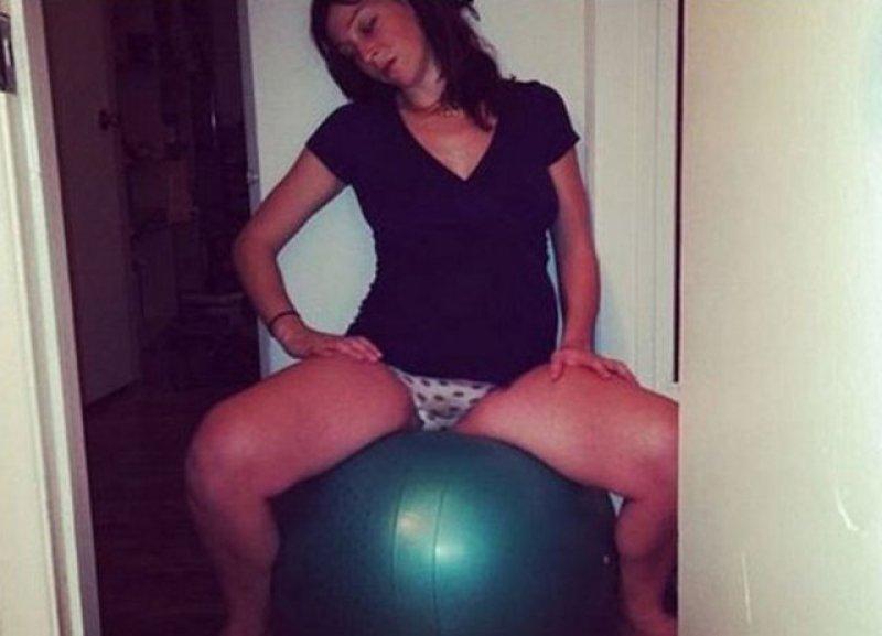 Ruth Iorio evinde gerçekleştirdiği doğumu sosyal medyadan yayınladı