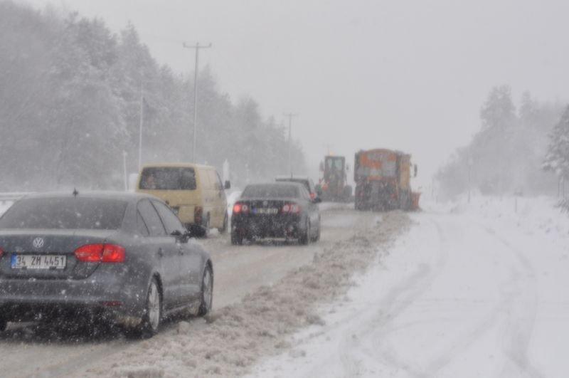 Bazı illerde kar yağışı etkili oldu