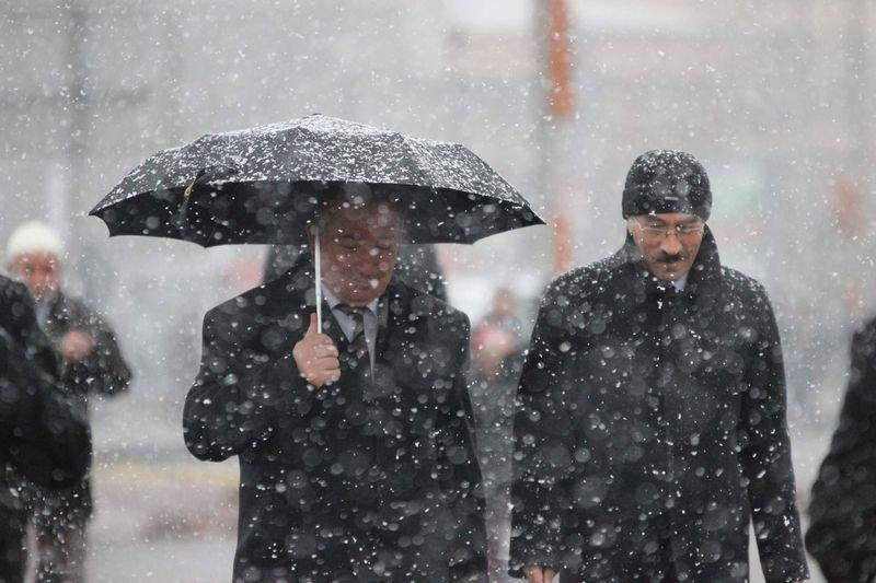 Bazı illerde kar yağışı etkili oldu