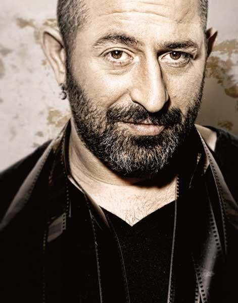 Ünlü isimlerin  şaşırtan boyları 