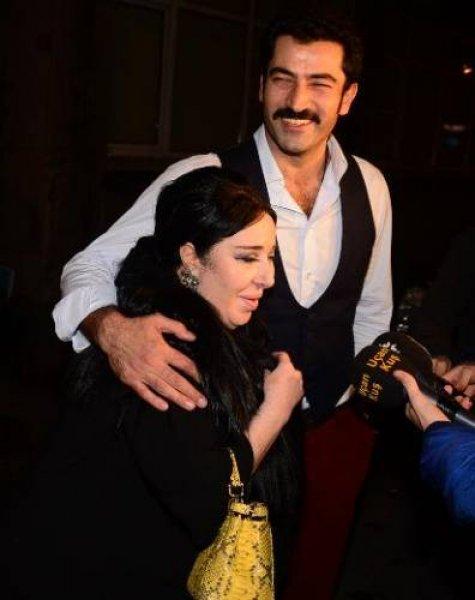 Kenan İmirzalıoğlu ile Nur Yerlitaş el ele