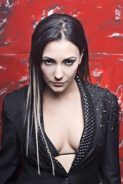 Ünlü isimlerin  şaşırtan boyları 