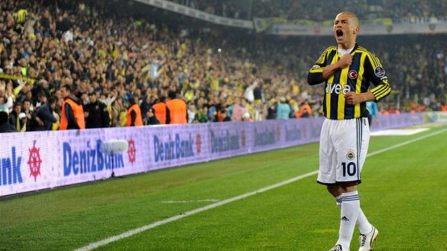 2014 yılında futbolu bırakan efsane futbolcular