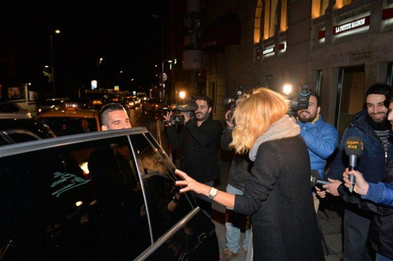Arda Turan ile Burcu Esmersoy Nişantaşı'nda görüntülendi