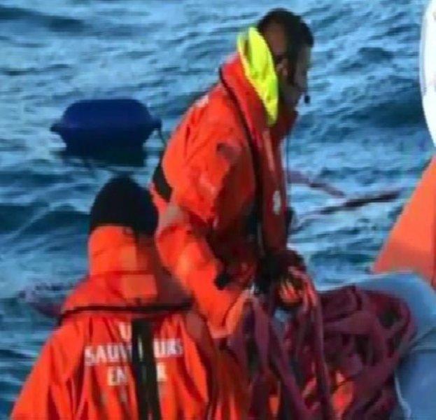 Seyir halindeki 478 yolculu İtalyan feribotu yanıyor