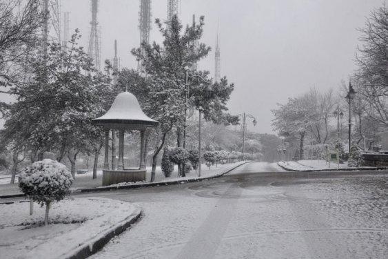 İstanbul'da kar yağışı etkili oldu - Resim 43