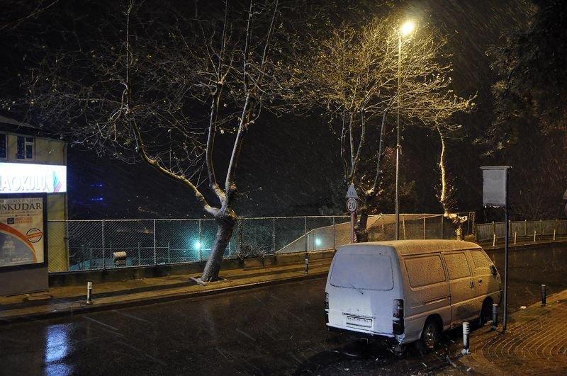İstanbul'da kar yağışı etkili oldu - Resim 19