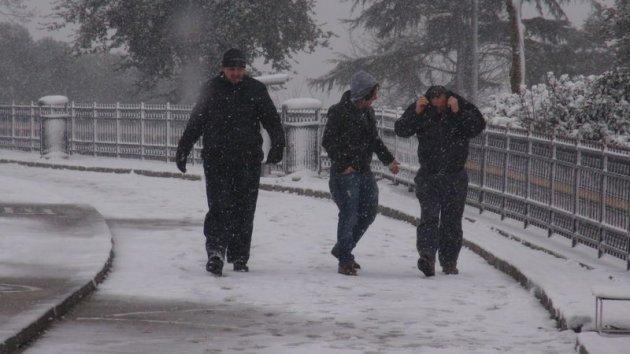 İstanbul'da kar yağışı etkili oldu - Resim 53