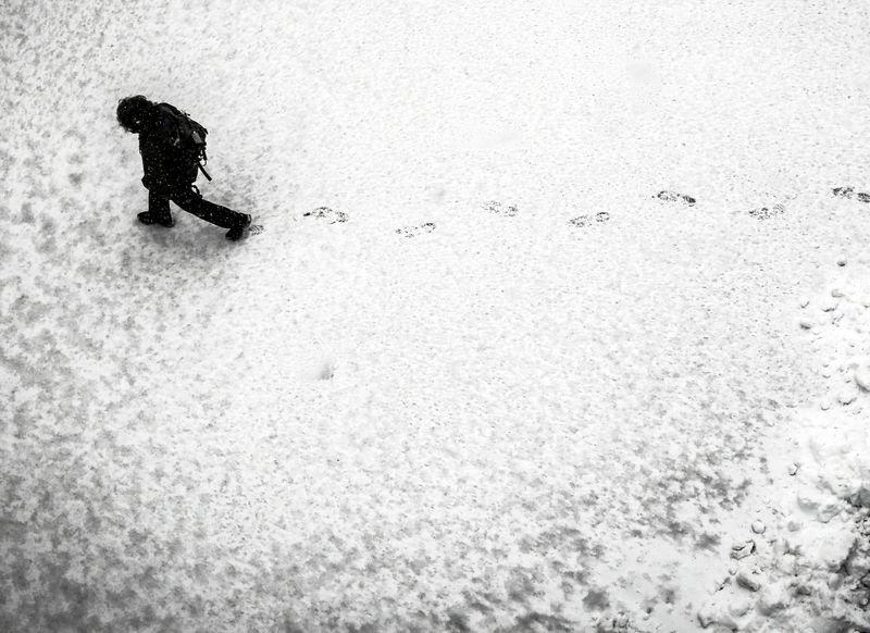Ankara güne karla uyandı