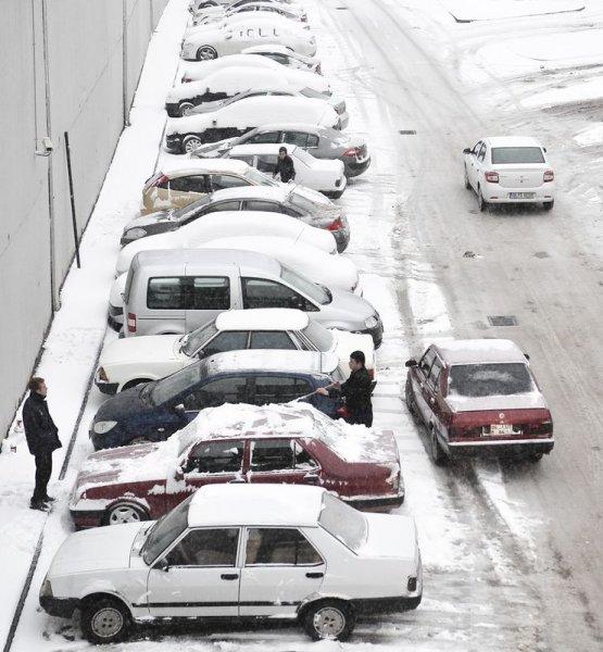 Ankara'da yoğun kar yağışı 