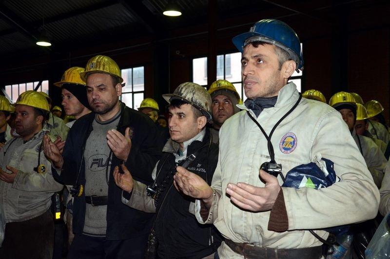 Zonguldak'ta metan gazı faciası şehitlerini anma töreni