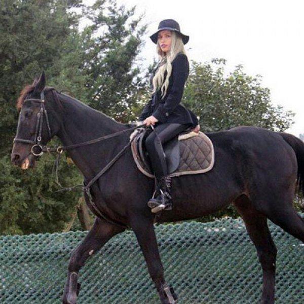 Türkiye'nin zengin çocukları Instagram'da buluştu 