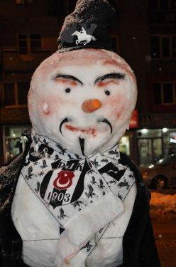 Yurttan kardan adam görüntüleri