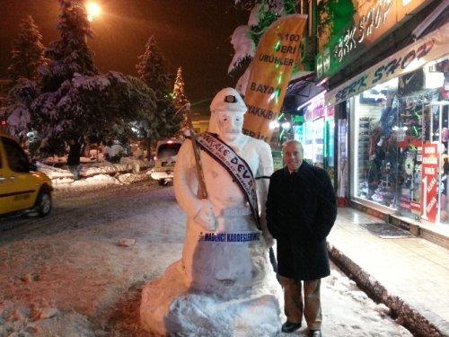 Yurttan kardan adam görüntüleri