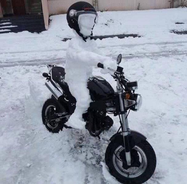 Yurttan kardan adam görüntüleri