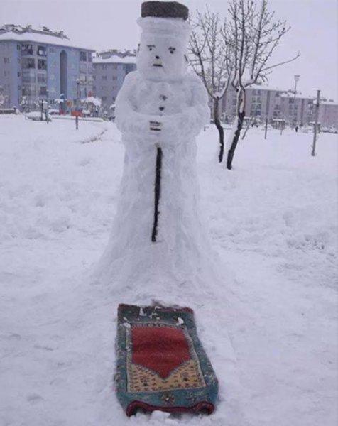 Yurttan kardan adam görüntüleri