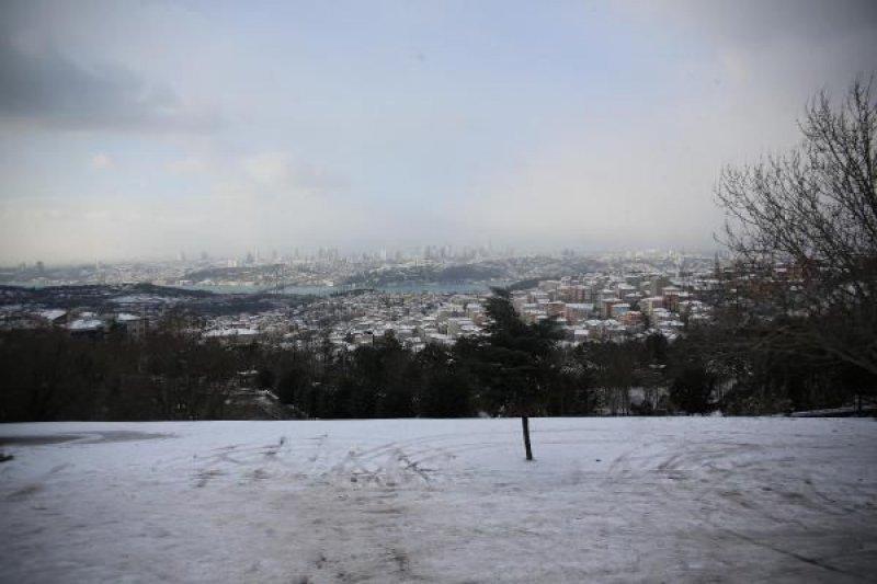 İstanbul beyaza büründü