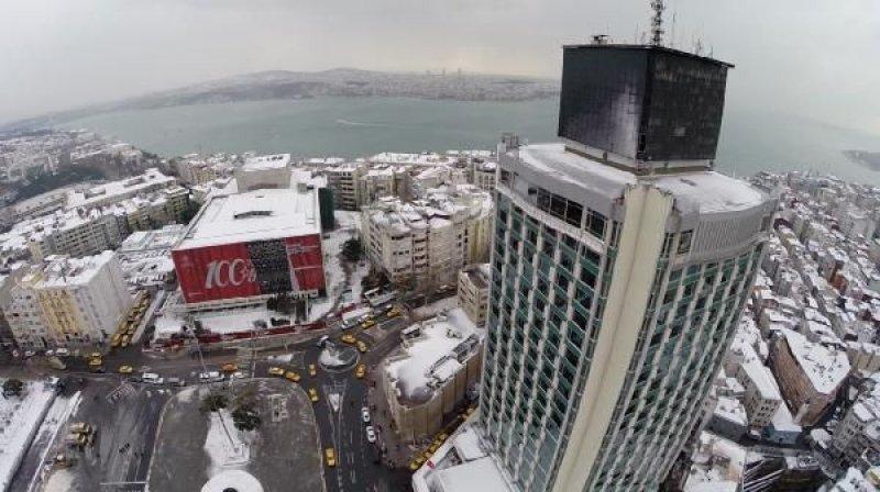 İstanbul beyaza büründü