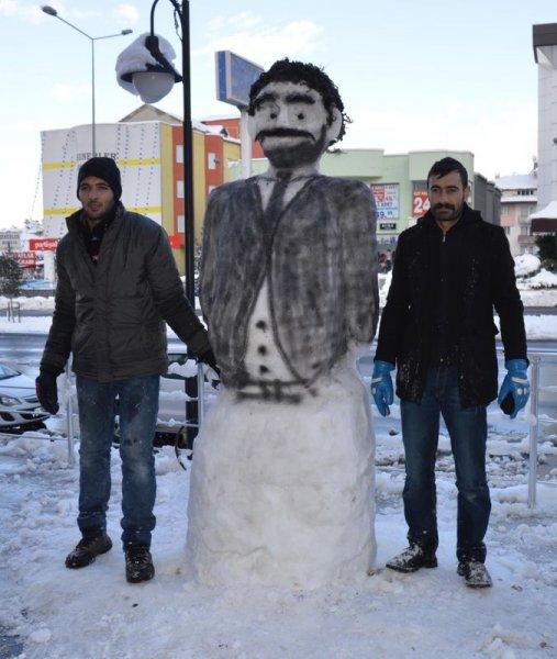 Yurttan kardan adam görüntüleri