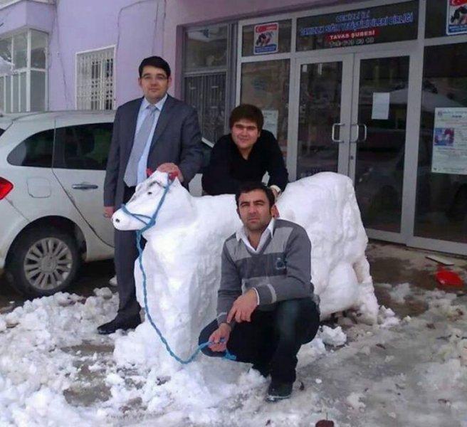 Yurttan kardan adam görüntüleri