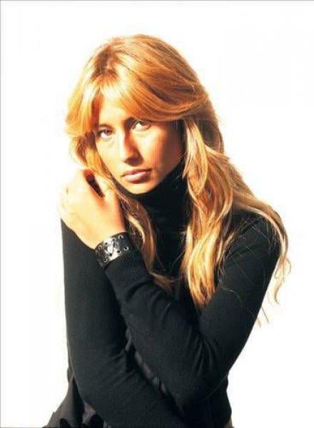 Geçmişten bugüne Çağla Şikel