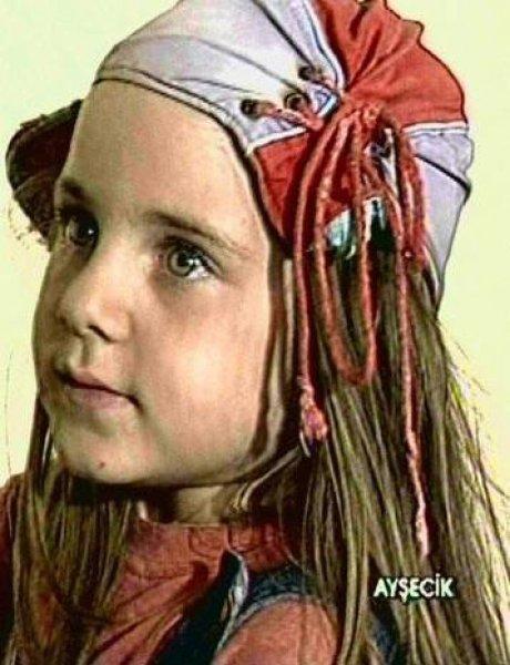 90'lı Yılların çocuk oyuncusu Ecem Kanun büyüdü 