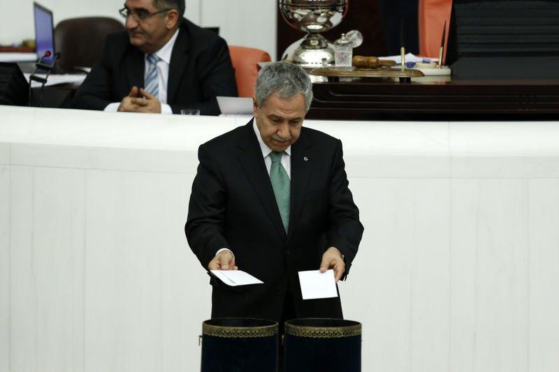 Meclis Genel Kurulu'nda yapılan oylamadan görüntüler