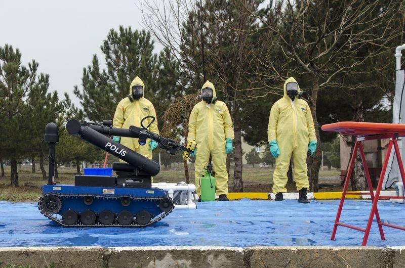 Bomba imha robotu kaplan birçok kente dağıtıldı