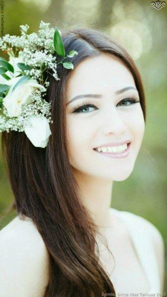 Filinta'nın Lara'sının yıldızı parladı