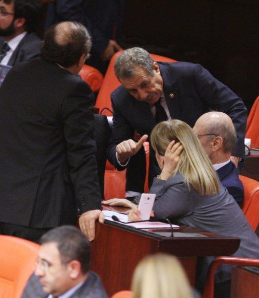 Meclis Genel Kurulu'nda yapılan oylamadan görüntüler