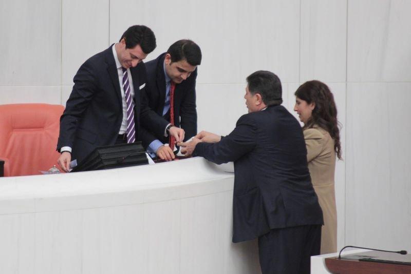 Meclis Genel Kurulu'nda yapılan oylamadan görüntüler