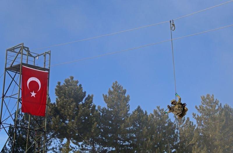 Kayseri'de 1. Komando Tugayı kapılarını basına açtı