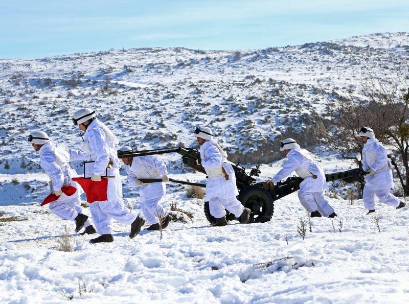 Kayseri'de 1. Komando Tugayı kapılarını basına açtı