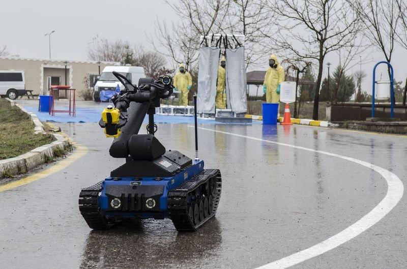 Bomba imha robotu kaplan birçok kente dağıtıldı