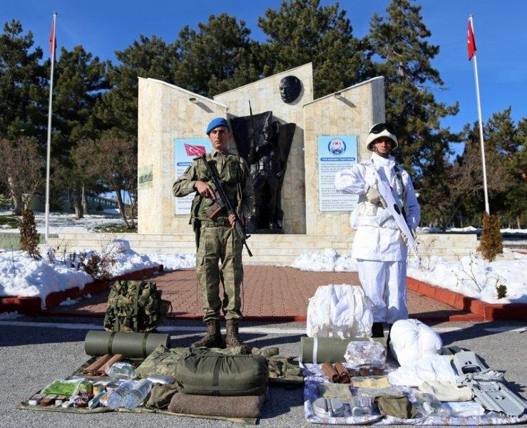 Kayseri'de 1. Komando Tugayı kapılarını basına açtı