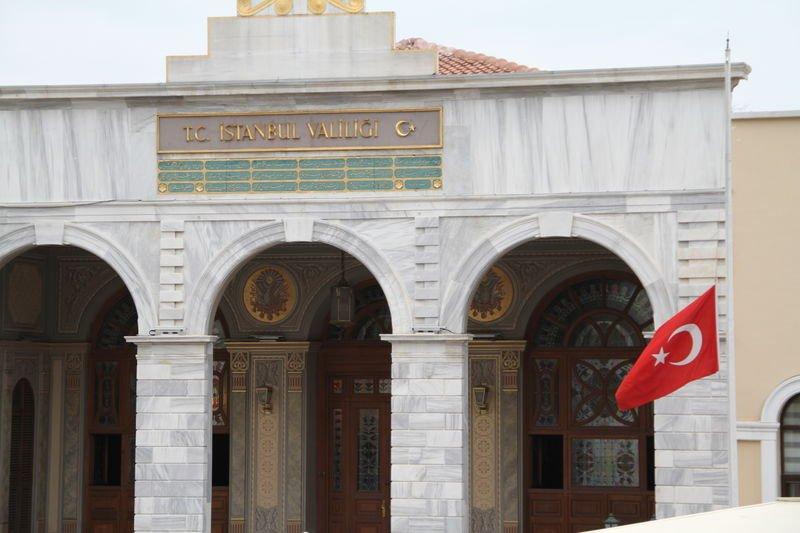 Kral Abdullah için bayraklar yarıya indirildi