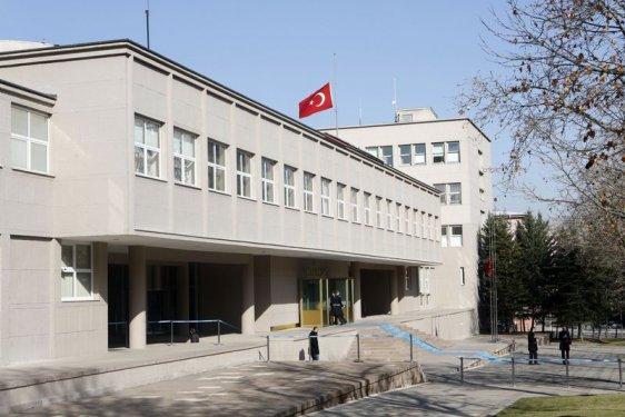 Kral Abdullah için bayraklar yarıya indirildi